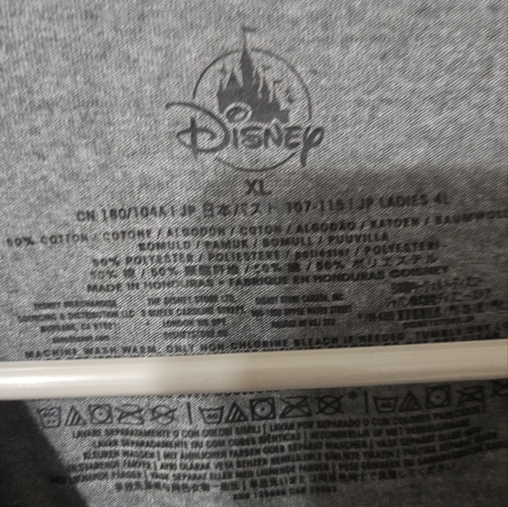 Minnie Mouse T-shirt - Picture 2 of 2